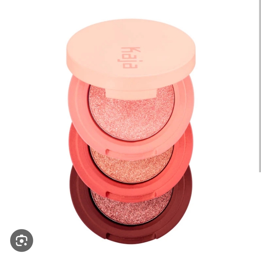 Kaja Beauty Bento eyeshadow trio